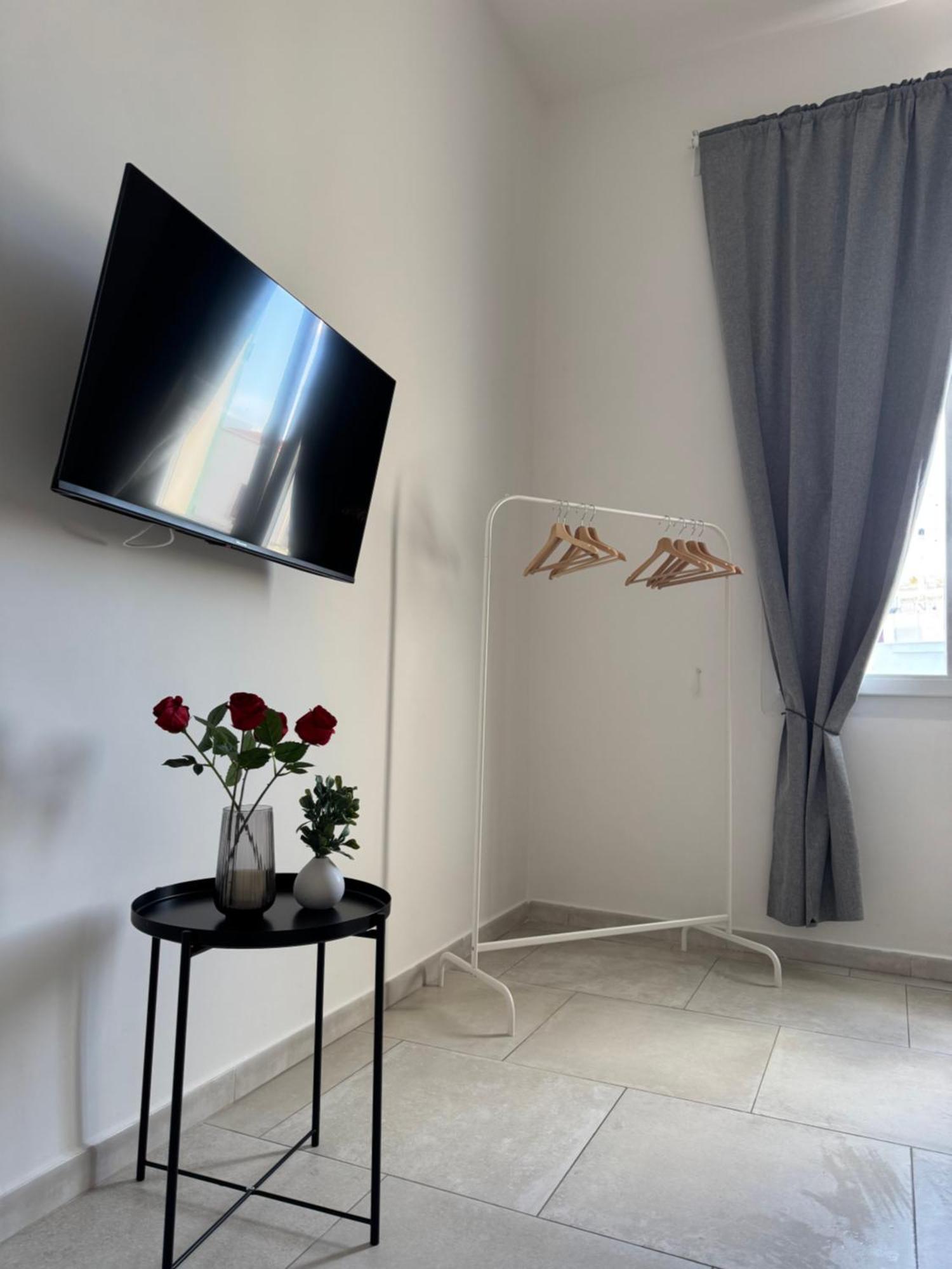 L&S Rooms 모노폴리 외부 사진